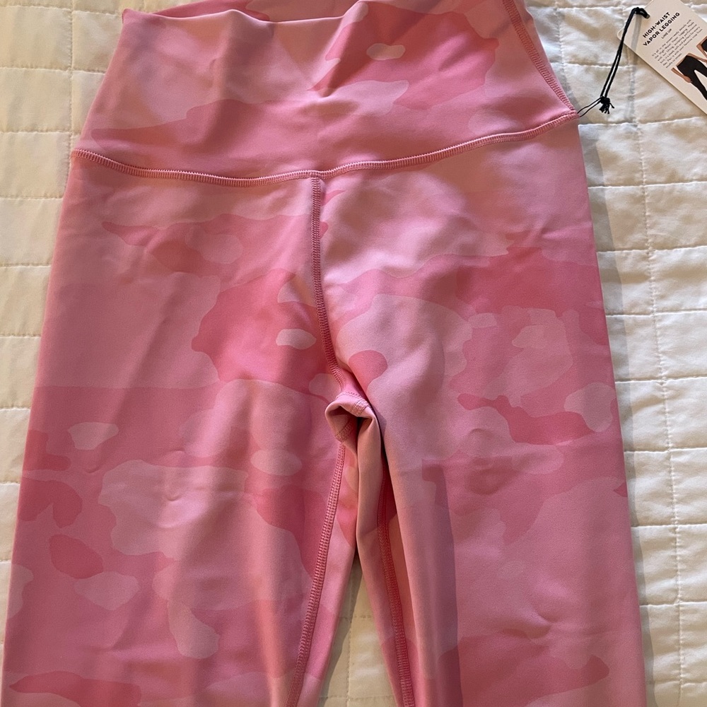 New Alo leggings NWT!